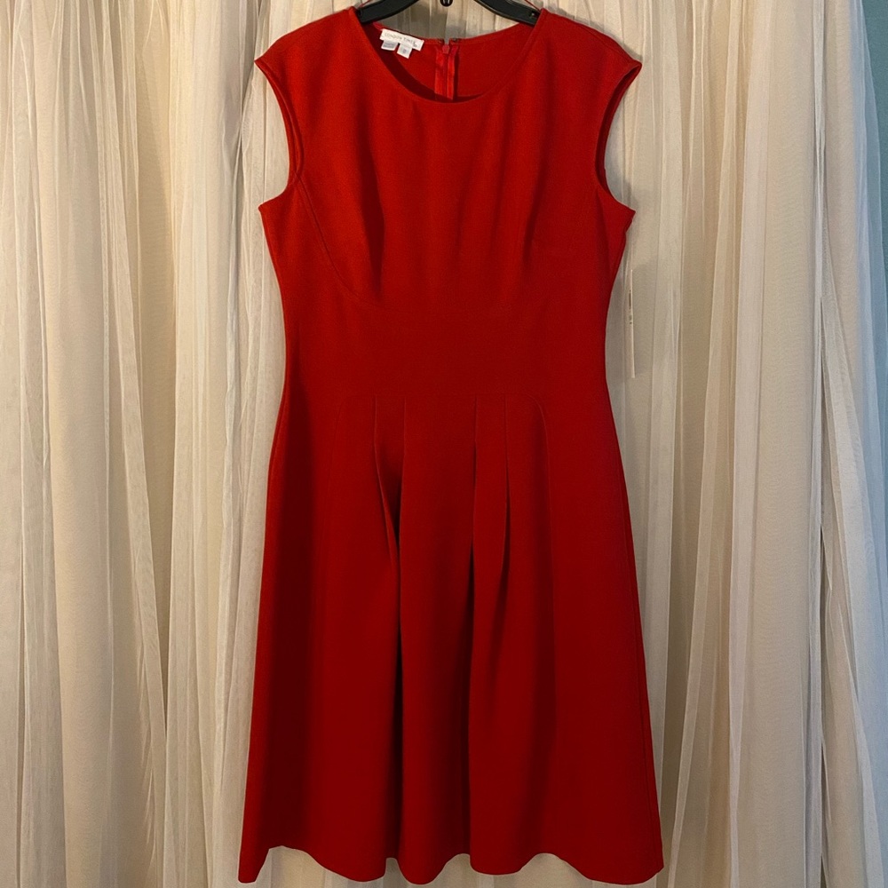 London Times Fit and flair sleeveless dress SIZE 8